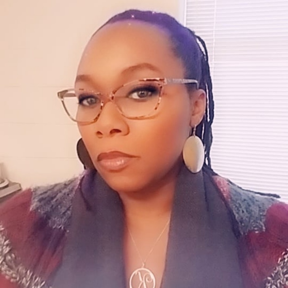 Meet your Posher, Keisha